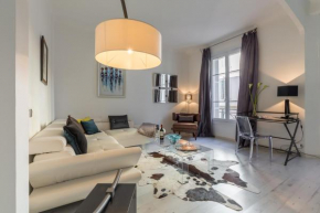 Отель Centrally located modern 2 Bed apartment in Cannes with aircon and high ceilings and modern design 696  Канны